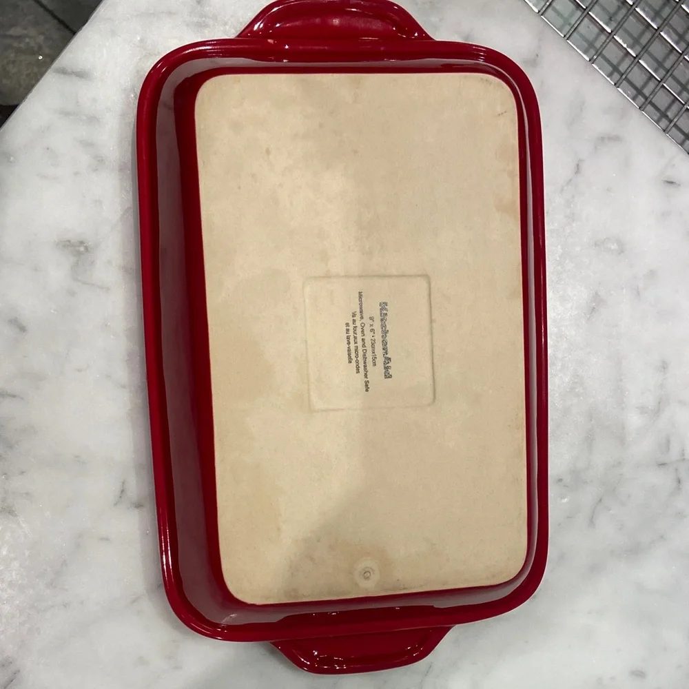 Kitchenaid 9”x 6”Red Ceramic Baking Dish - Picture 5 of 9